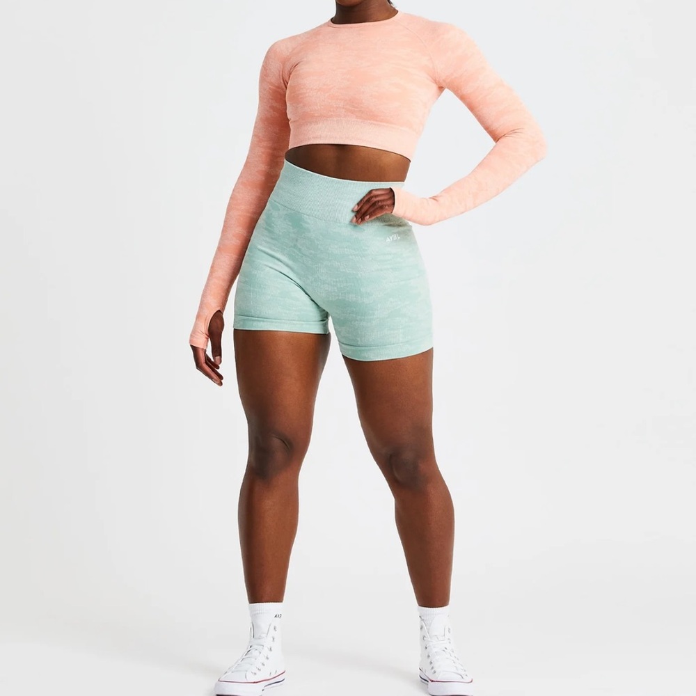 NWT AYBL Camo Long Sleeve Crop Top